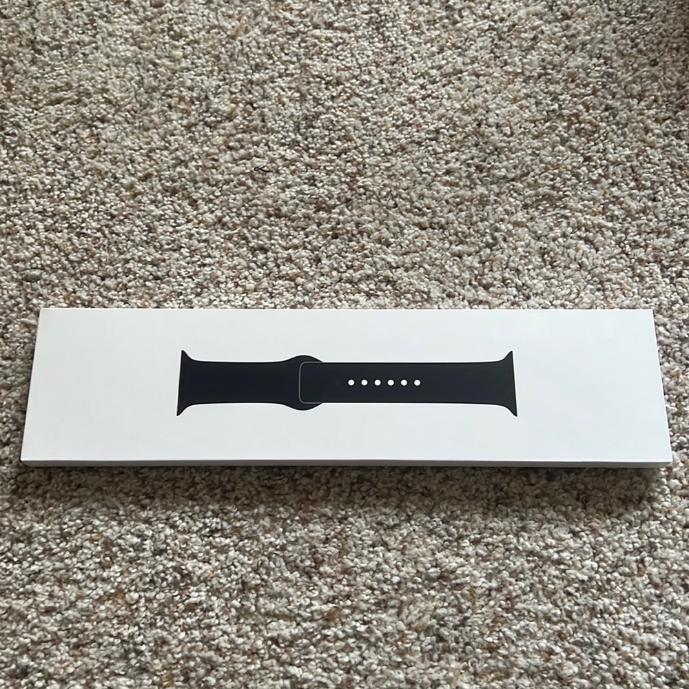 NIB Apple Watch Sport band 44mm